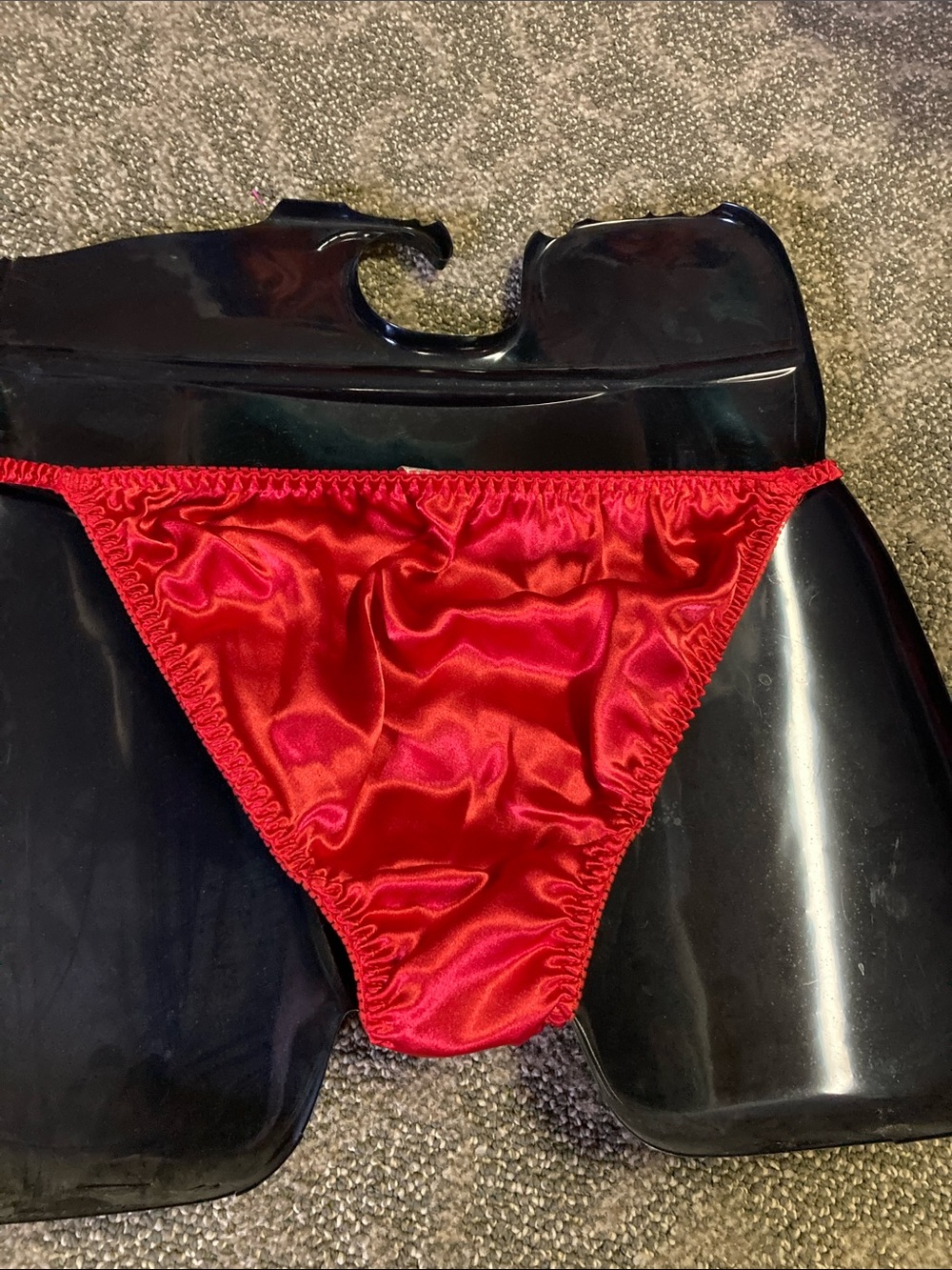 Classified Vtg String liquid satin bikini panties shiny mirror smooth s/m/l - Picture 6 of 9